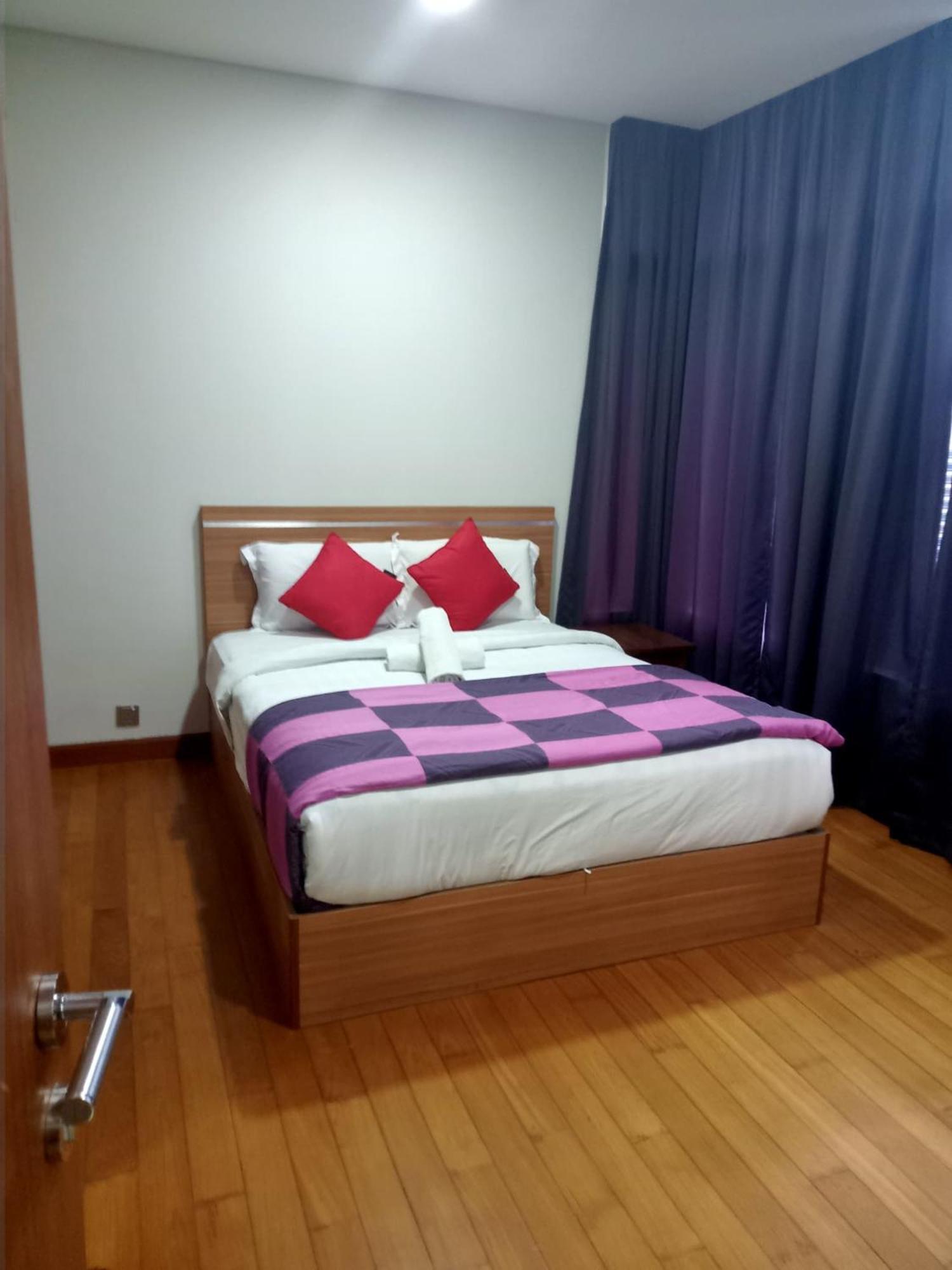 Apartemen Sky Klcc By Abu